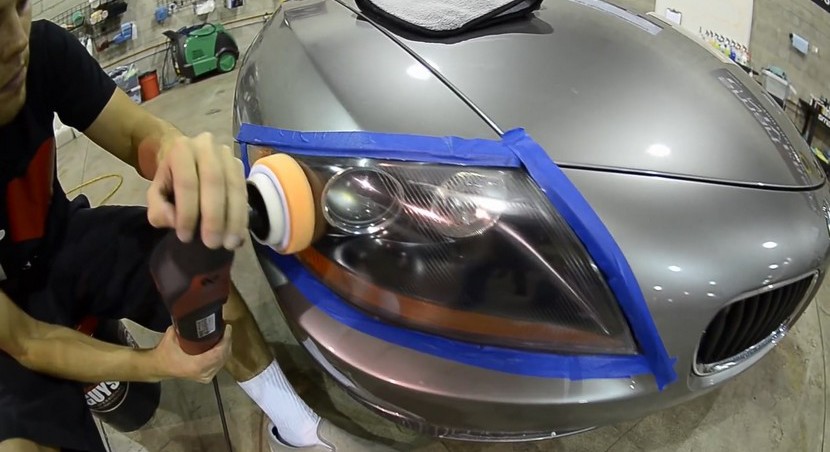 Polishing car headlights