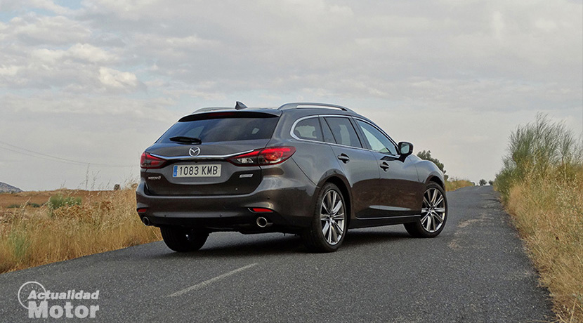 Test Mazda 6 Wagon rear profile 