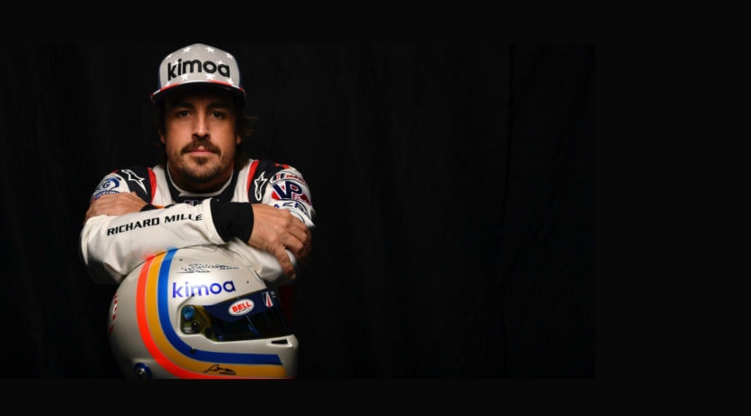 Alonso with the Daytona helmet